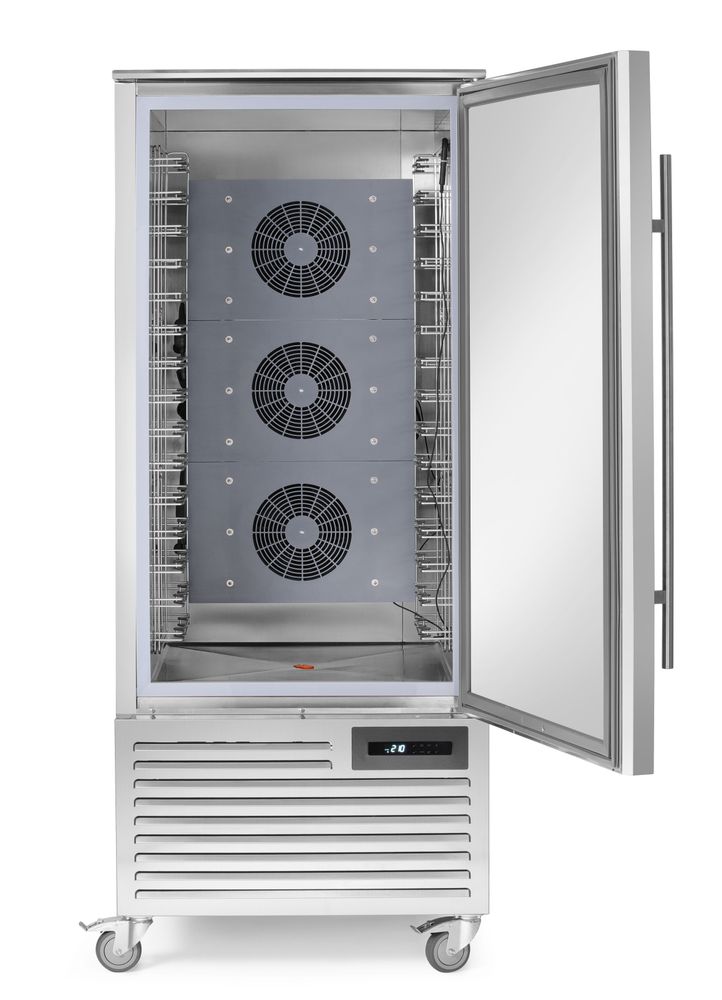 Blast chiller 15x GN 1/1, Arktic, GN 1/1, 360L, 230V/2080W, 790x943x(H)1975mm
