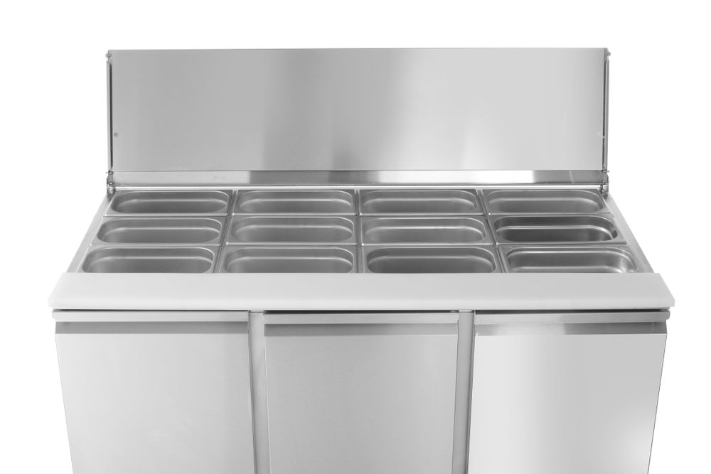 Three door salad counter 380L, Arktic, 230V/310W, 1390x702x(H)888mm