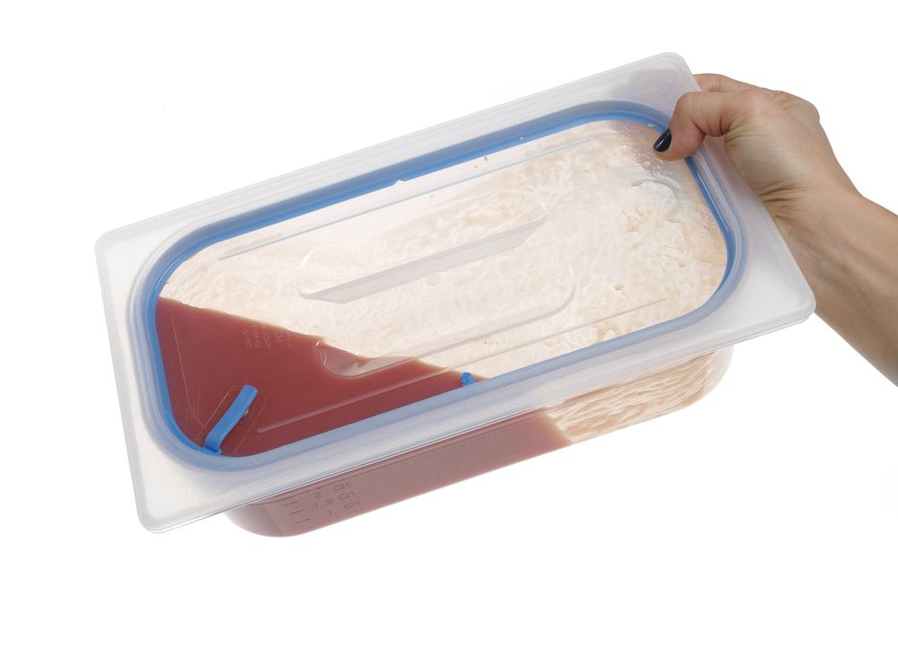 Lid for GN kantin/behållares made of polypropylene, with seal, HENDI, GN 1/2, Transparent, 325x265mm
